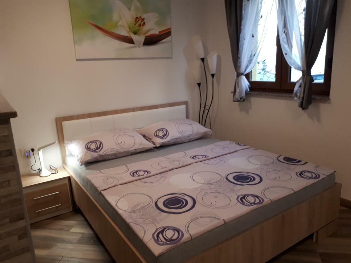 Apartment Dujica Senj  Esterno foto