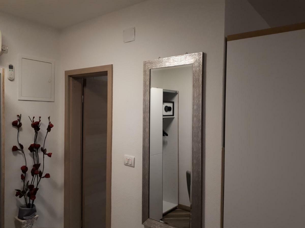 Apartment Dujica Senj  Esterno foto